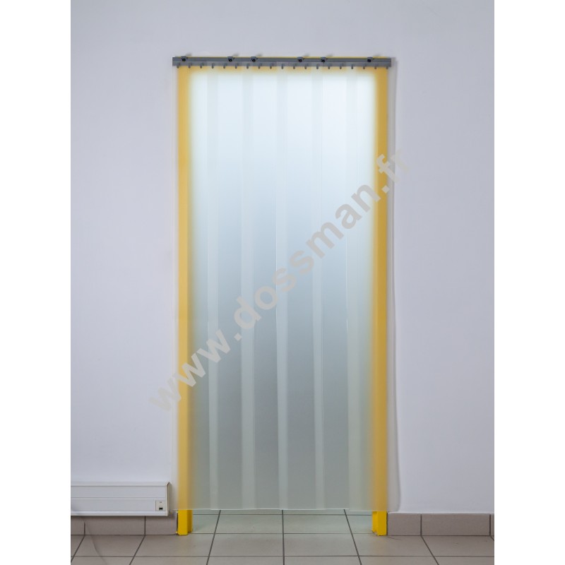 Rideau à lanière PVC - 200x2 mm - Isolation faible 50 mm (50 %) - Translucide Mat - Porte à lamelles QUICK SYSTEM Rideau à lanière PVC - 200x2 mm - Isolation faible 50 mm (50 %) - Translucide Mat - Porte à lamelles QUICK SYSTEM