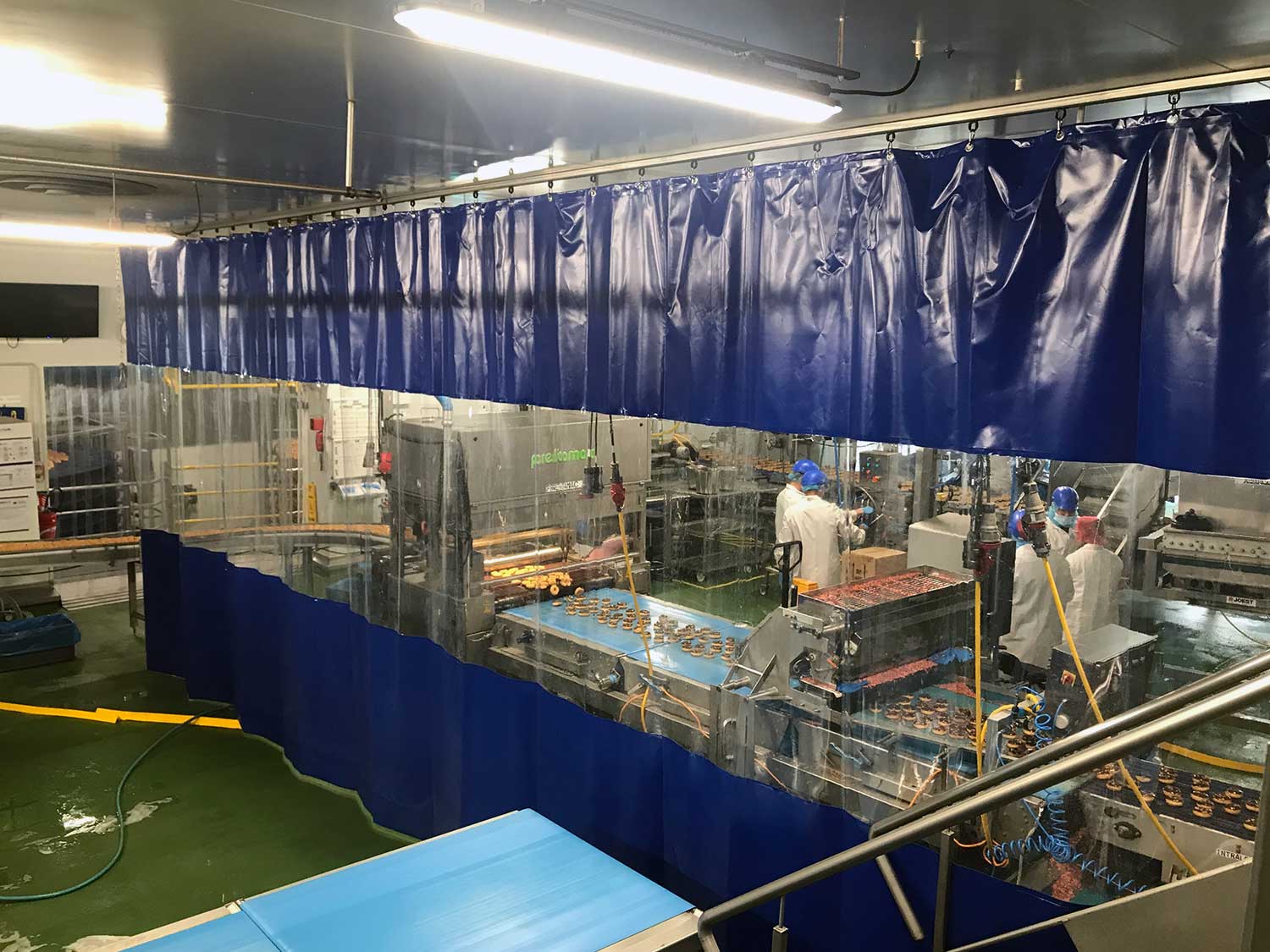 Cloison souple en PVC transparent pour chaine de fabrication